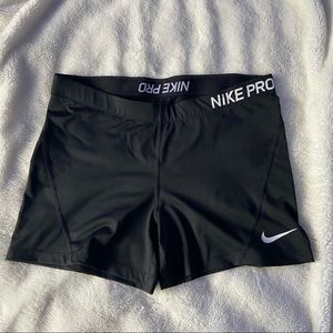 Women’s Black Nike Pros